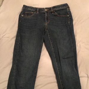 Women’s high waisted jeans